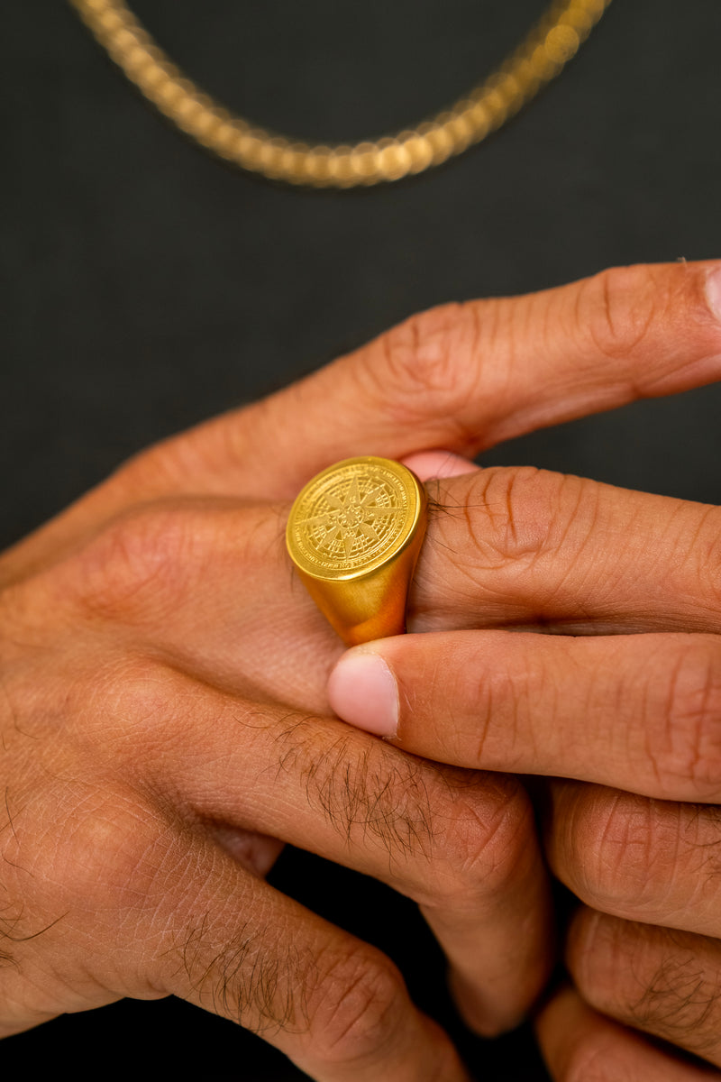 "COMPASS" RING - GOLD