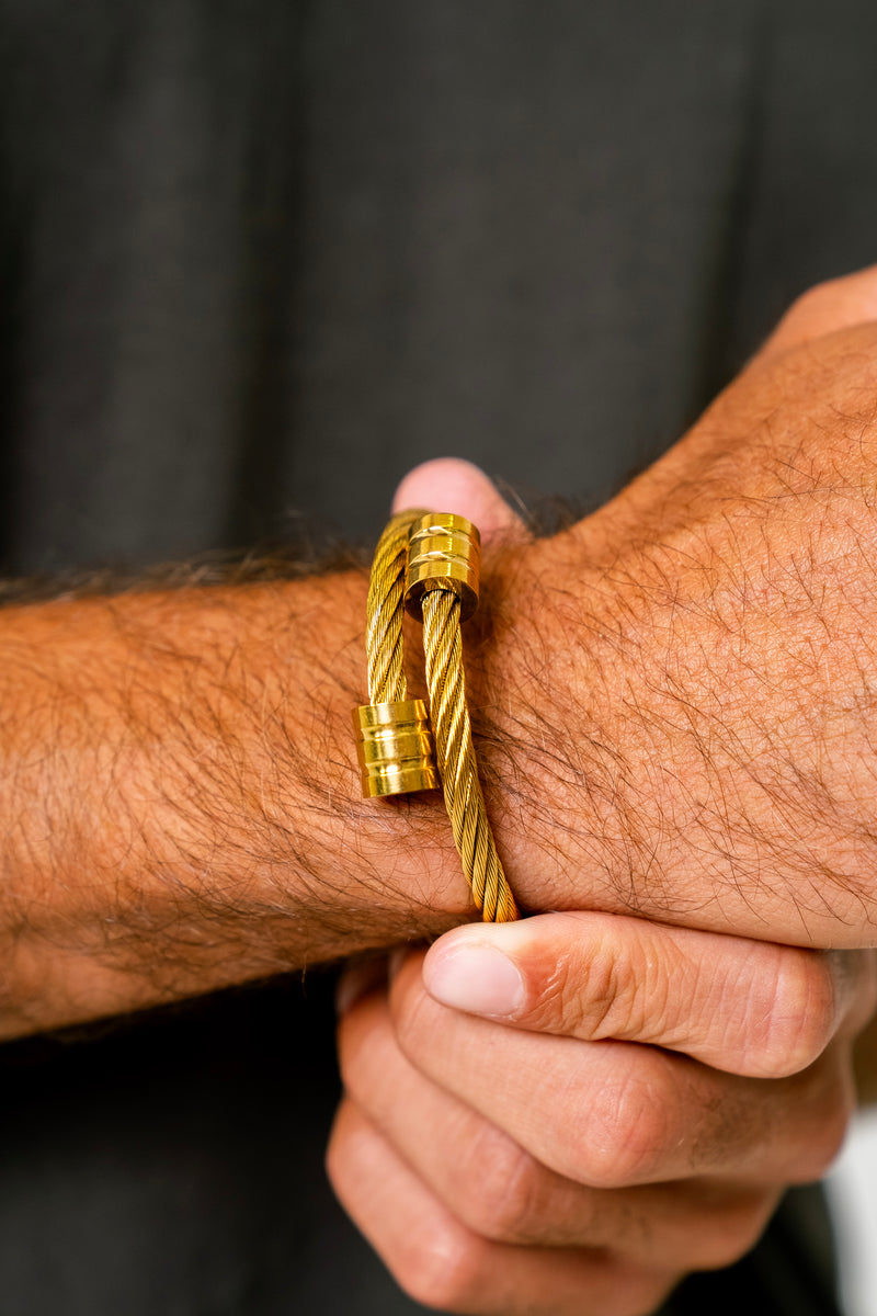 "TORSONE" BANGLE - GOLD