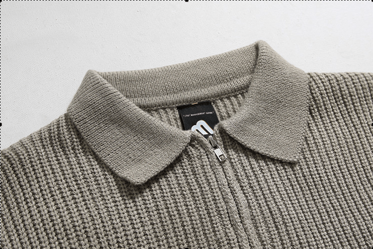 "KNITTED" HALF ZIP-UP COLLAR SWEATER