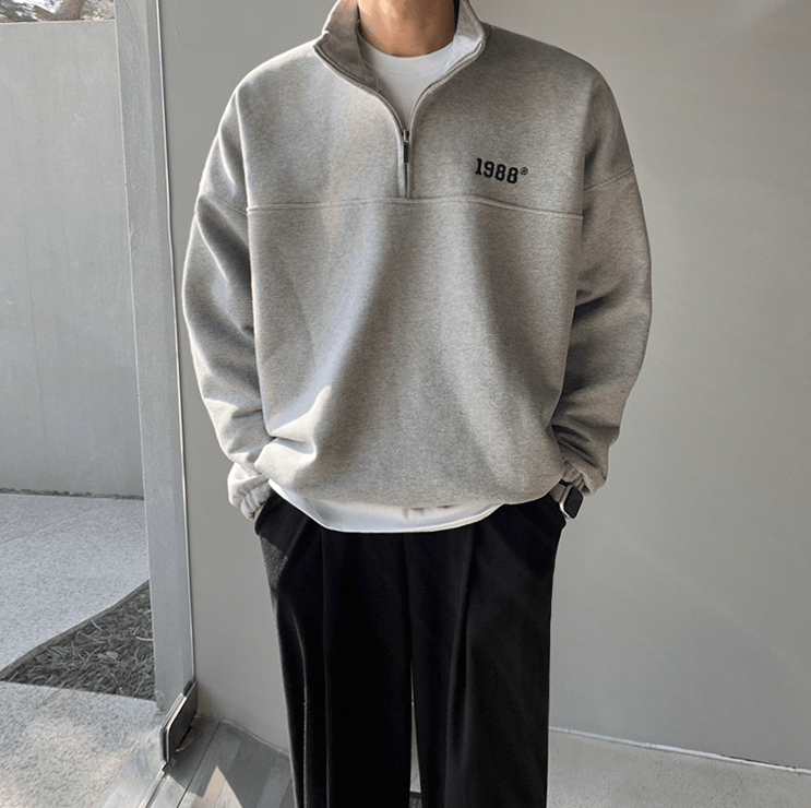 "COLLAR" HALF ZIP-UP PULLOVER SWEATER