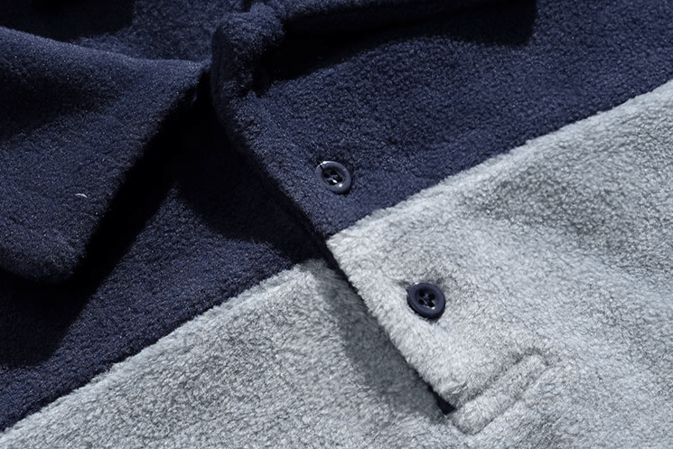 "CONTRAST" POLO SWEATER